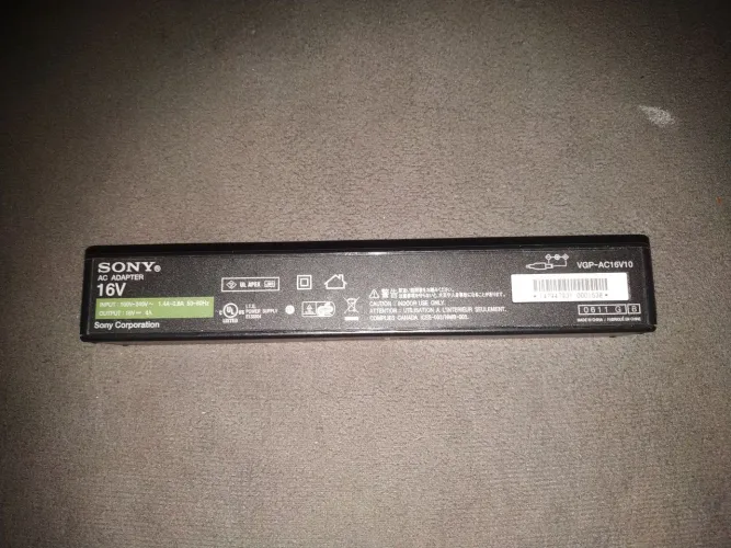 Fonte de alimentação AC 16V Sony VGP-AC16V10