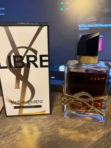 Perfume libre le parfum YSL 50 ml novo