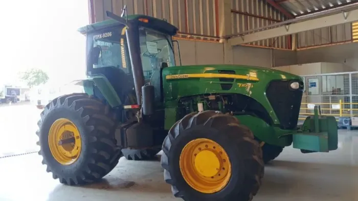 TRATOR JOHN DEERE 7230J 230CV 22/22 6.518 HORAS *** OPORTUNIDADE***