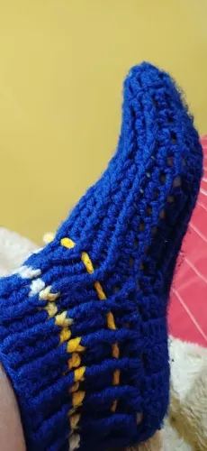 Meia de croché infantil