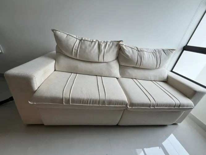 Sofá super estiloso e confortável