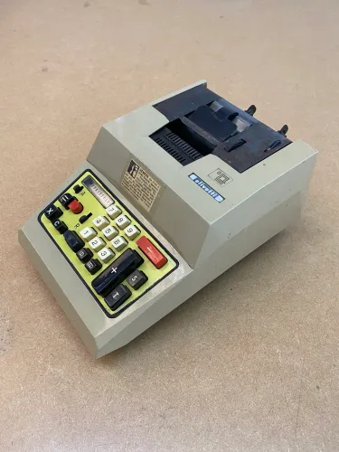Calculadora elétrica Olivetti 