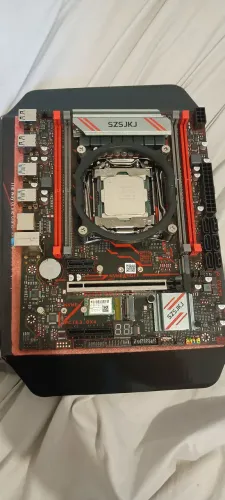 Xeon e5 2680 v4 + placa mãe x99