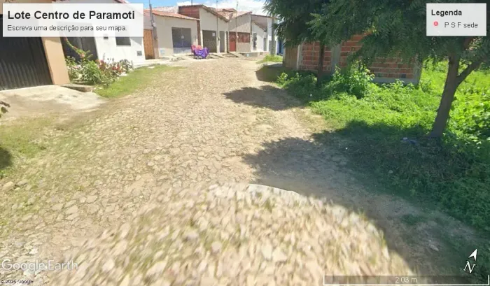 Terreno no Centro de Paramoti-CE