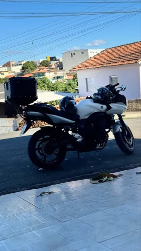Fz6 sem detalhes