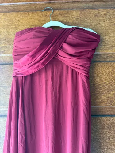 Lindo vestido de madrinha 