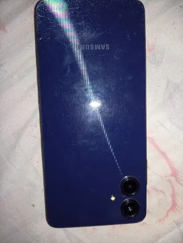 Celular a 06