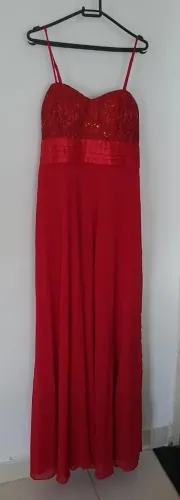 Vestido novo para festas