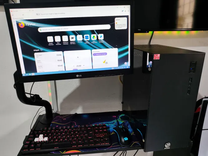 PC Gamer Completo AMD Ryzen 3 16RAM SSD 220