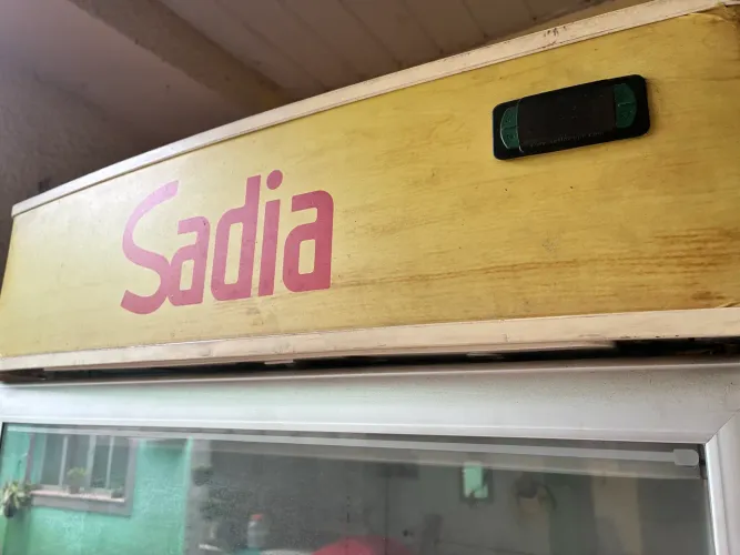 Geladeira Freezer SADIA 220V, excelente estado