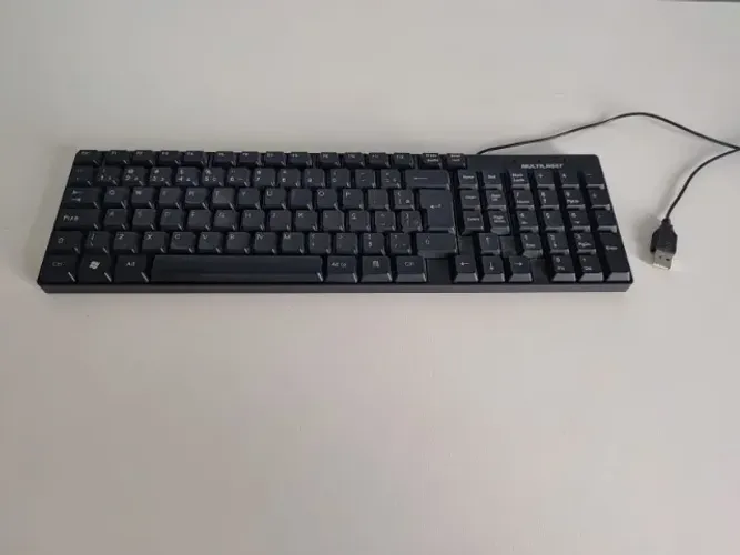 Kit Teclado e Mouse Multilaser - ABNT2, Design Ergonômico e Conexão com Fio