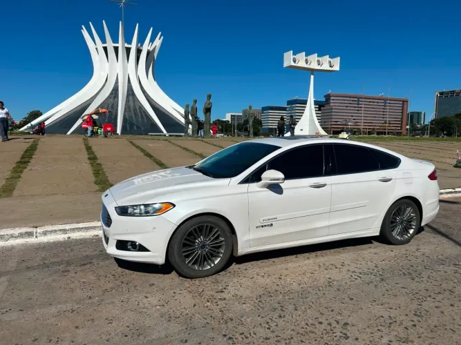 Ford Fusion Titanium Hybrid 2.0 145cv Aut. 2016