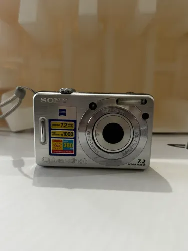 Câmera digital W55 Prata