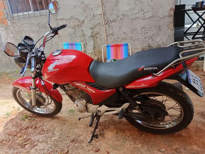 Vendo moto ,só no ponto de transferência 