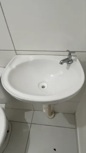 Pia de banheiro