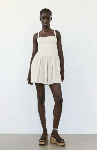 Vestido mini zara
