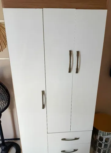Vendo Guarda-roupa de solteiro