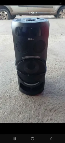 Vende se uma caixa de som philco no valor de 500 reais com problema na bateria