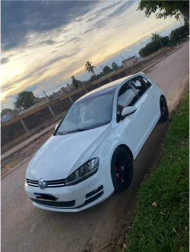 Volkswagen Golf Highline 1.4 TSI 140cv Aut. 2014