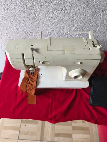 Máquina Singer 