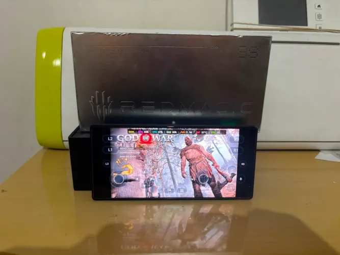 REDMAGIC 9S PRO 256gb, 12gb RAM SNAPDRAGON 8 GEN 3