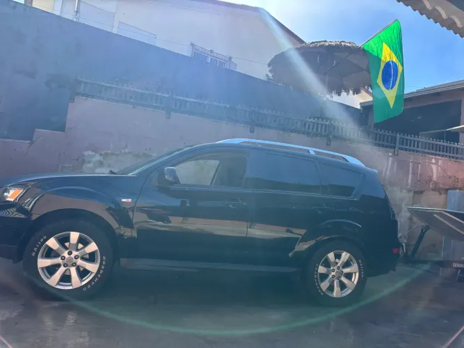 Mitsubishi Outlander 3.0/ GT 3.0 V6 Aut. 2011