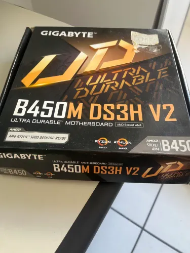 Placa mãe B450M DS3H V2 Gigabyte - 100% funcional
