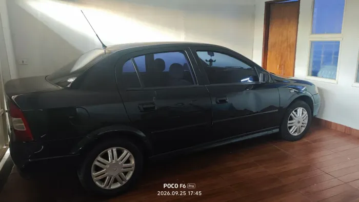 Chevrolet Astra Sedan 2.0/ CD 2.0 MPFI 8V 4P Aut. 2002