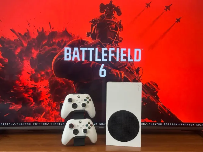 Xbox Series S 512GB Seminovo na Caixa