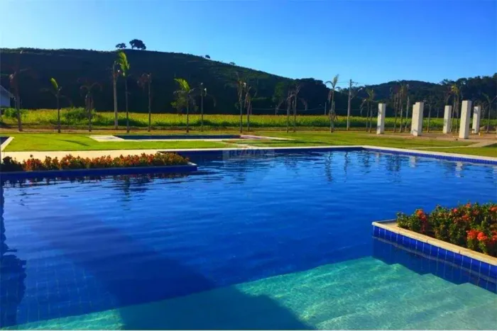 Terreno de 1.000 m² no condomínio Terras de Santo Antônio