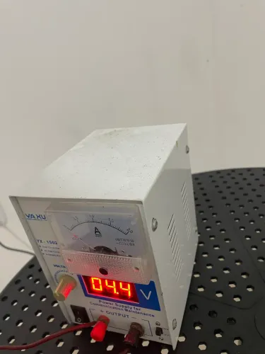 Fonte de Bancada Yaxun 0 a 15v