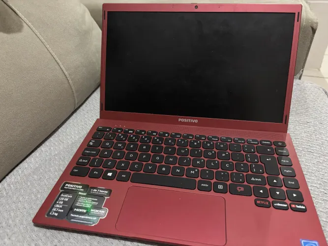 Notebook positivo Motion red