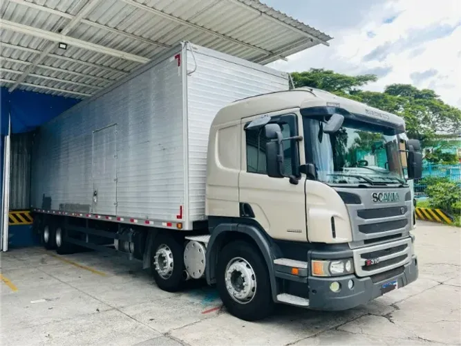 Vende-se Scania P310