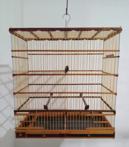 Gaiola (Obs: Leia a descrição do anúncio)