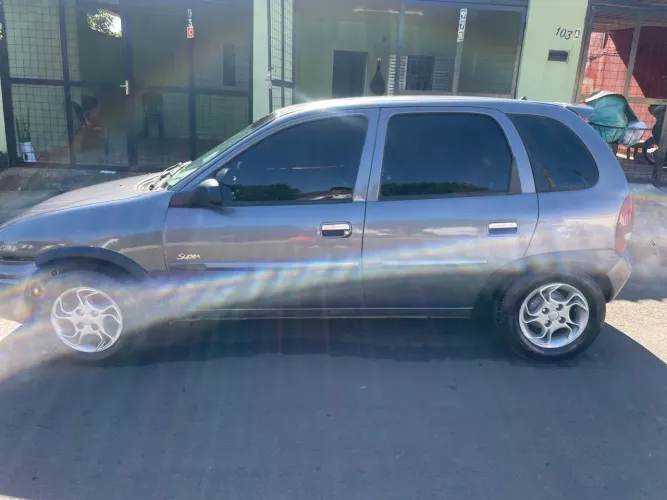 Chevrolet Corsa Super 1.0 MPFI / 2P E 4P 1996