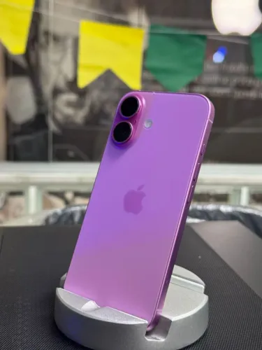 iPhone 16 128GB Rosa Seminovo