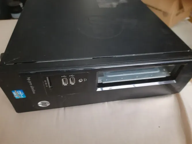 Gabinete vazio de HP Pro Slimline.