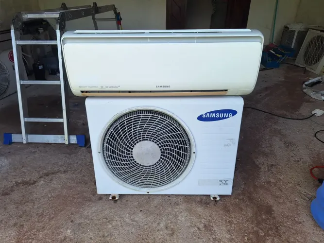 Ar-condicionado Samsung inverter de 12 mil btus serpentina de cobre funcionando