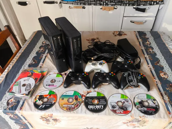 2 XBOX 360 SUPER SLIM 