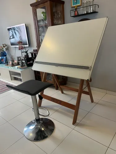 Mesa Desenho Técnico Tridente com régua e banqueta