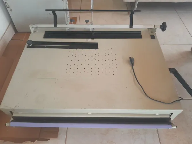 Máquina para Capa Dura 110v
