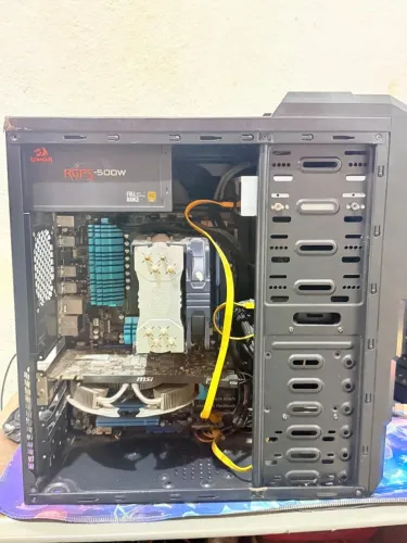 PC para jogos leves