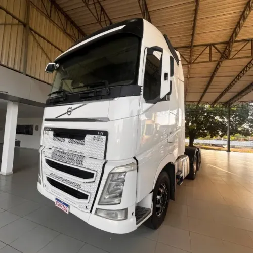 VOLVO FH-460 GLOBETROTTER 6X2 2P