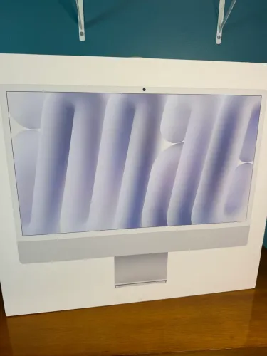 iMac 24 pol M4 16GB / 256GB Prata Lacrado 