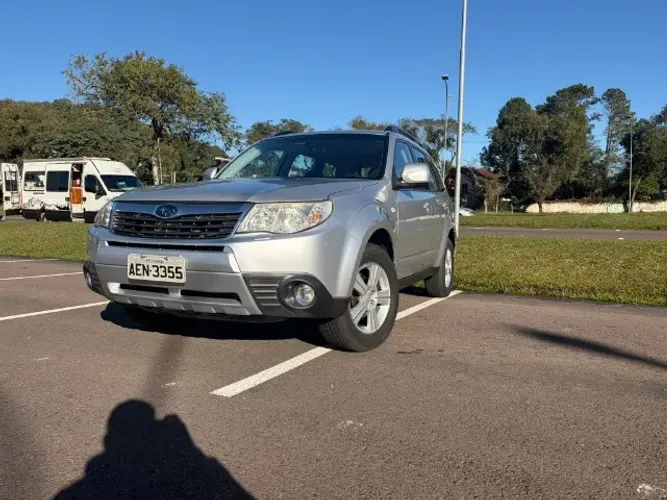 Subaru Forester 2.0/2.0 S 4X4 Aut. 2010