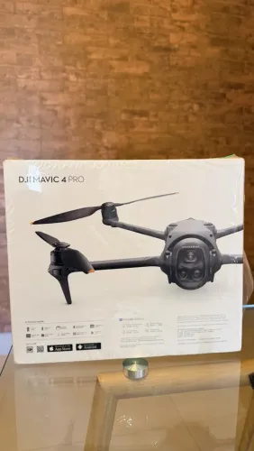 DJI Mavic 4 PRO Fly More Combo