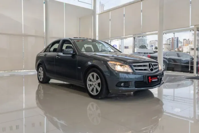 Mercedes-Benz C-180 Kompressor Classic 1.6 16V Aut. 2011