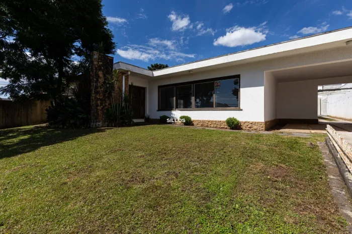 Casa com 5 quartos para alugar no Alto da Rua XV em Curitiba