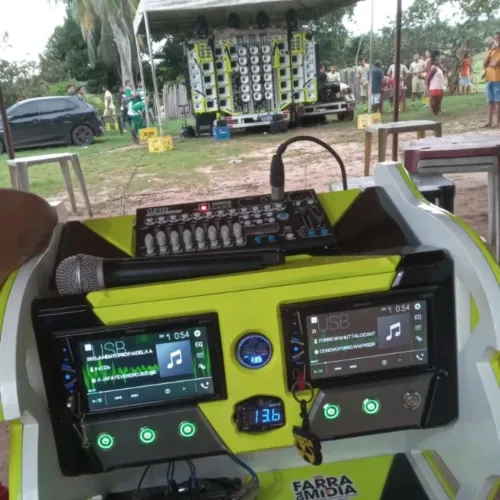 Vendo paredão de som completo 