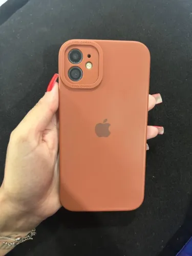 iPhone 11 128gb muito novo. 
